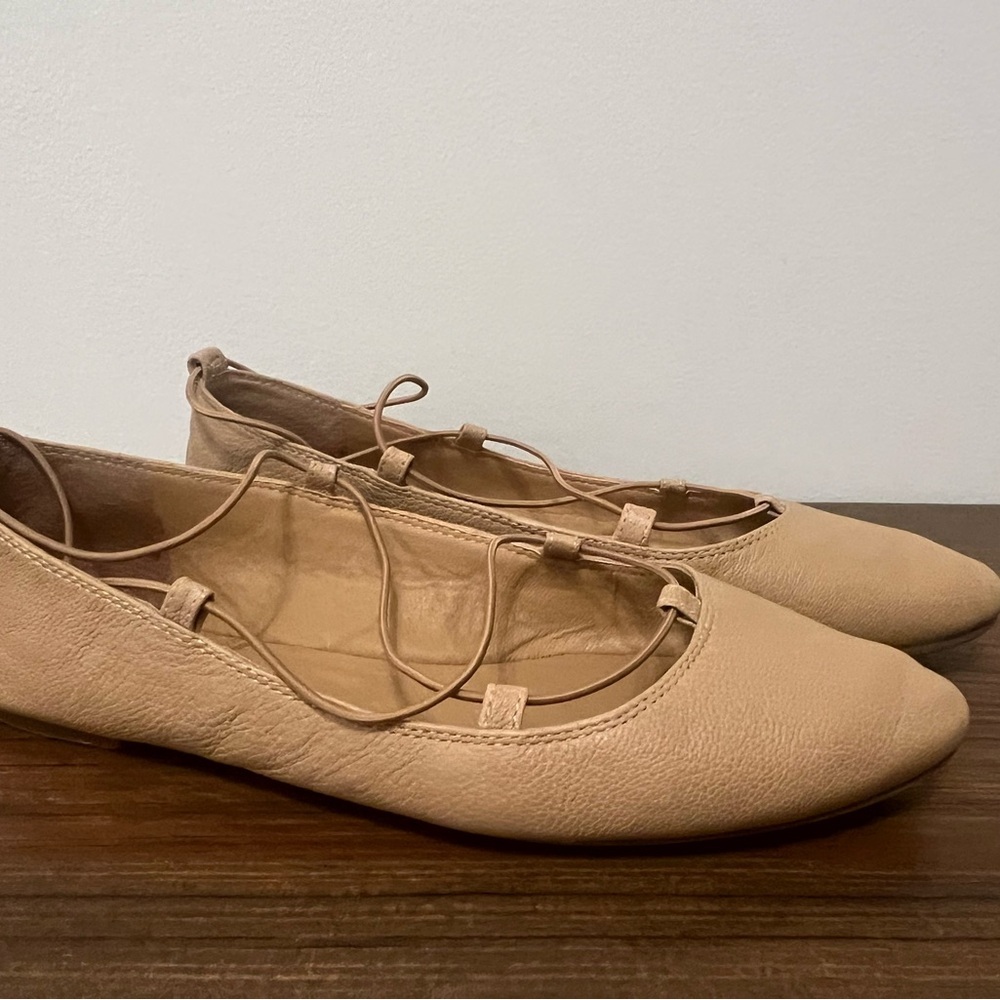 Neutral Ballet Flats Lucky Brand Womens 9.5
